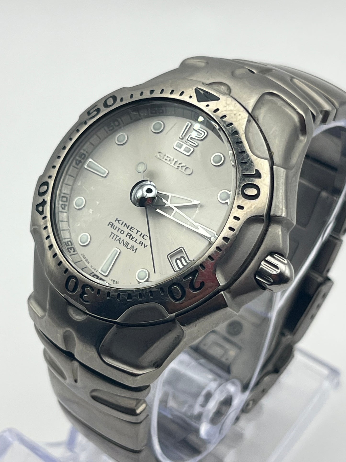 Seiko Kinetic Auto Relay Titanium 5J22-0B80 - Mars 2000