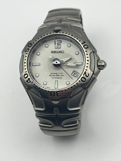 Seiko Kinetic Auto Relay Titanium 5J22-0B80 - Mars 2000