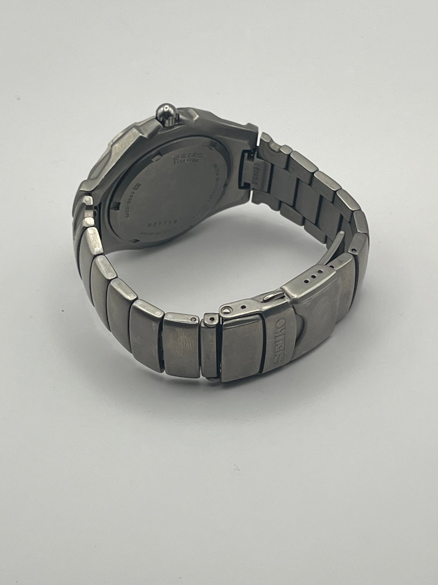 Seiko Kinetic Auto Relay Titanium 5J22-0B80 - Mars 2000