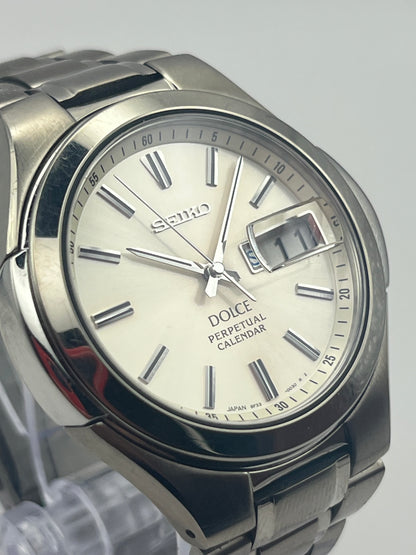 Seiko Dolce 8F33-0030 — Calendrier Perpétuel Titane 1993