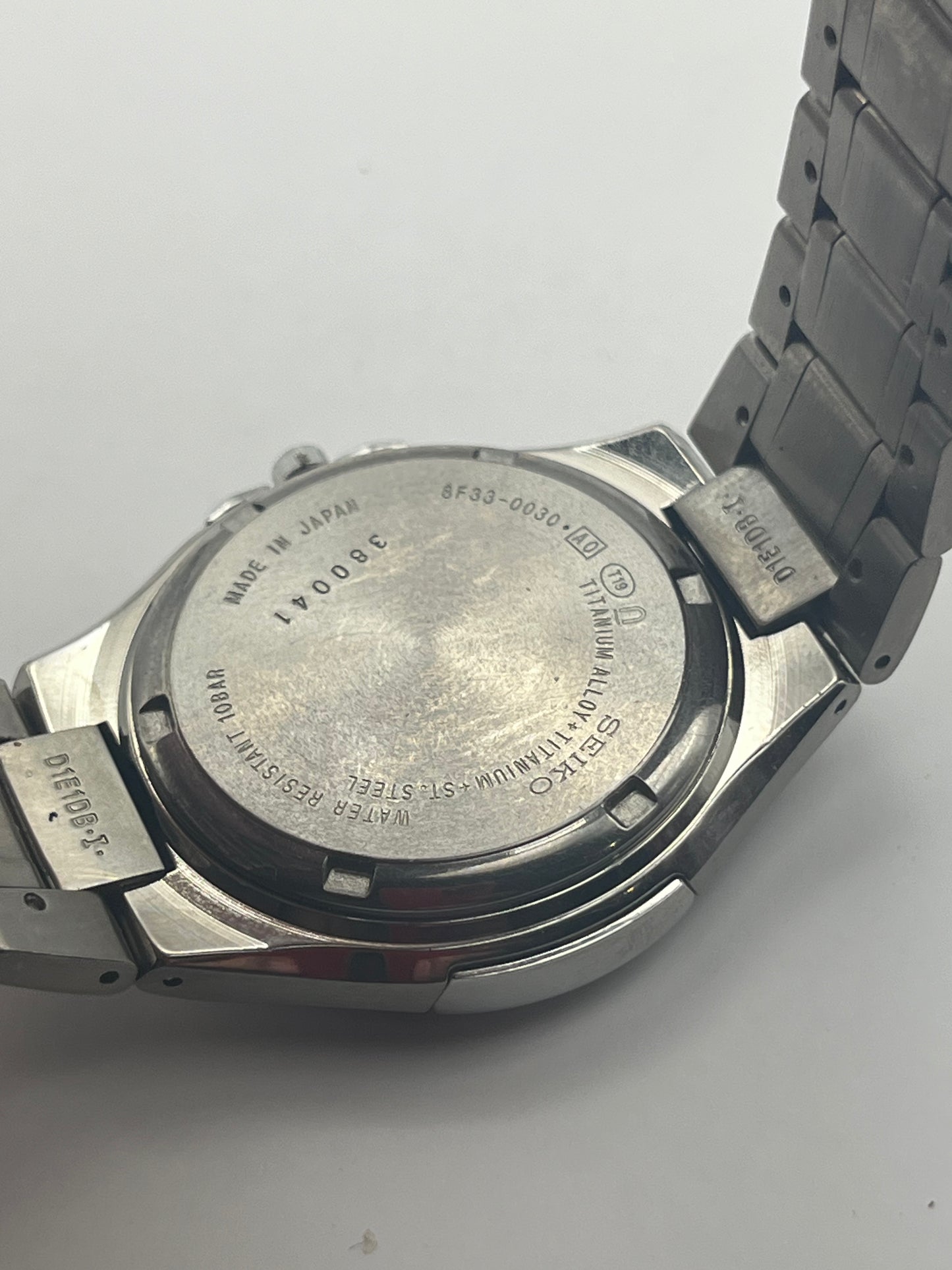 Seiko Dolce 8F33-0030 — Calendrier Perpétuel Titane 1993