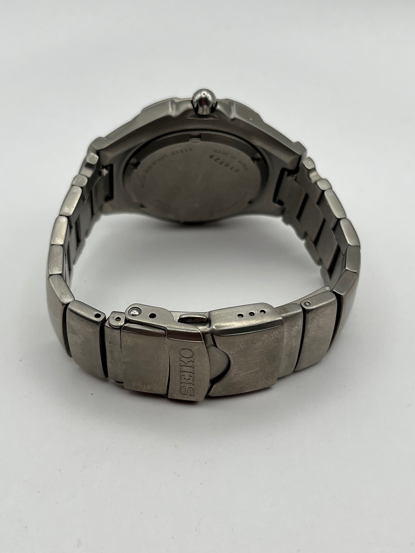 Seiko Kinetic Auto Relay 5J22-0B80 Noire — Titane